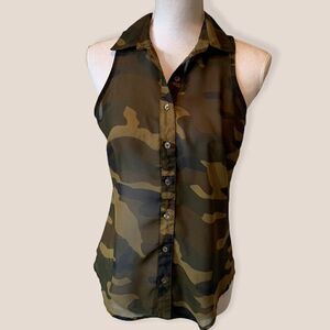 🎄Prototype Camo Buttondown Wrap-back Blouse